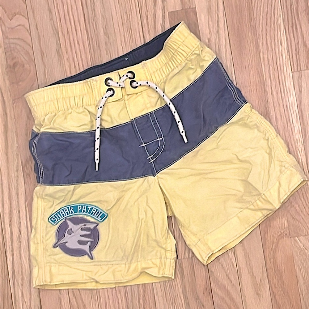 Baby gap yellow and grey sz 3 swim trunks with embroidered shark detail